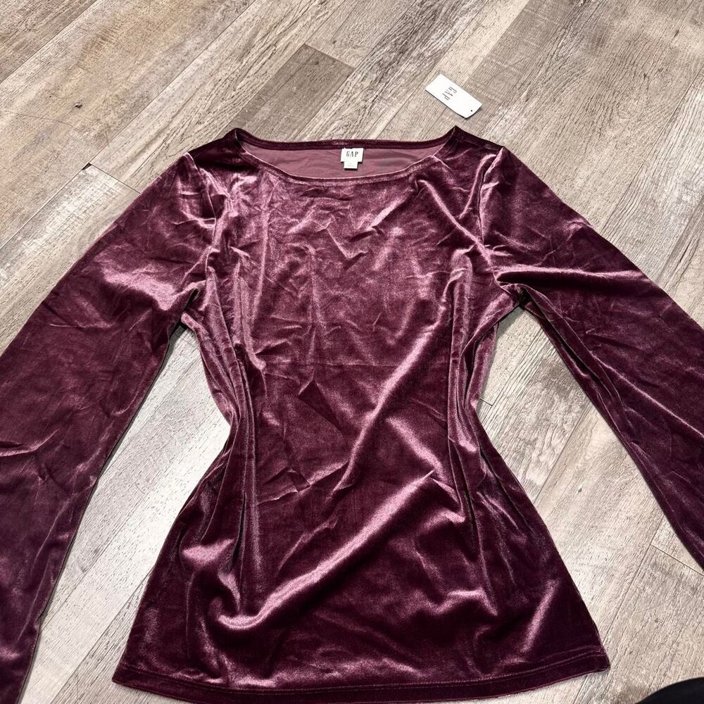 Gap Women's Purple Velvet Long Sleeve Shirt